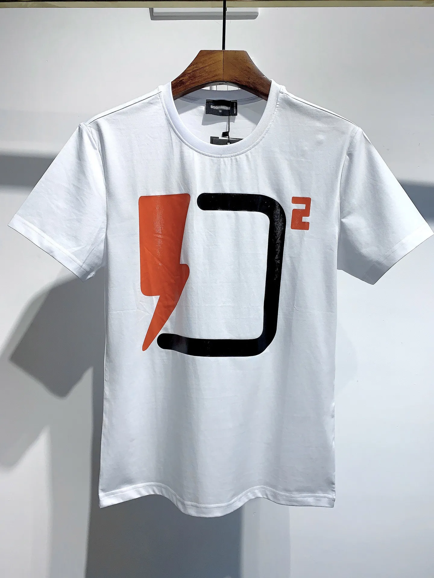 DSQ Padrão T-shirt D2 Phantom Turtle 2020SS New Mens Designer Camiseta Paris Moda Tshirts Verão Masculino Qualidade superior 100% algodão a806