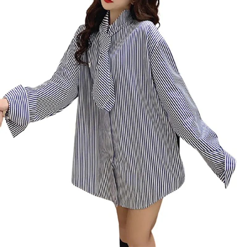 Mode Kvinnor Blusar Stripe Loos Casual Striped Girl Långärmad T-shirt Topp med Tie Student Outfit B3021 210514