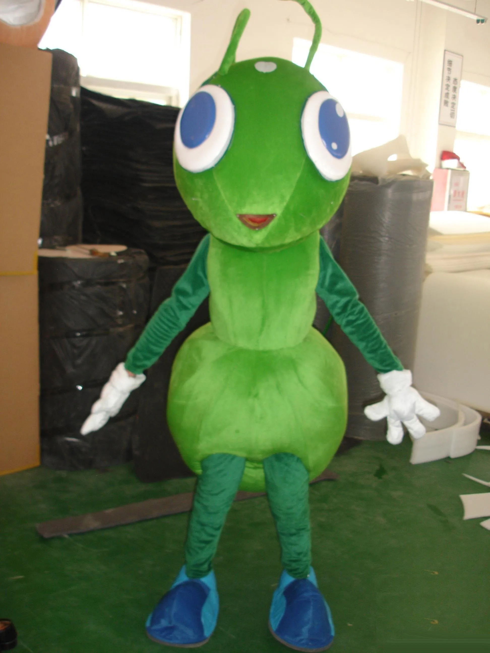 Halloween Green Form Ant Mascot Traje de Alta Qualidade Personalizar Dos Desenhos Animados Anime Tema Caráter Adulto Carnaval Carnaval Christmas Fancy Party Dress