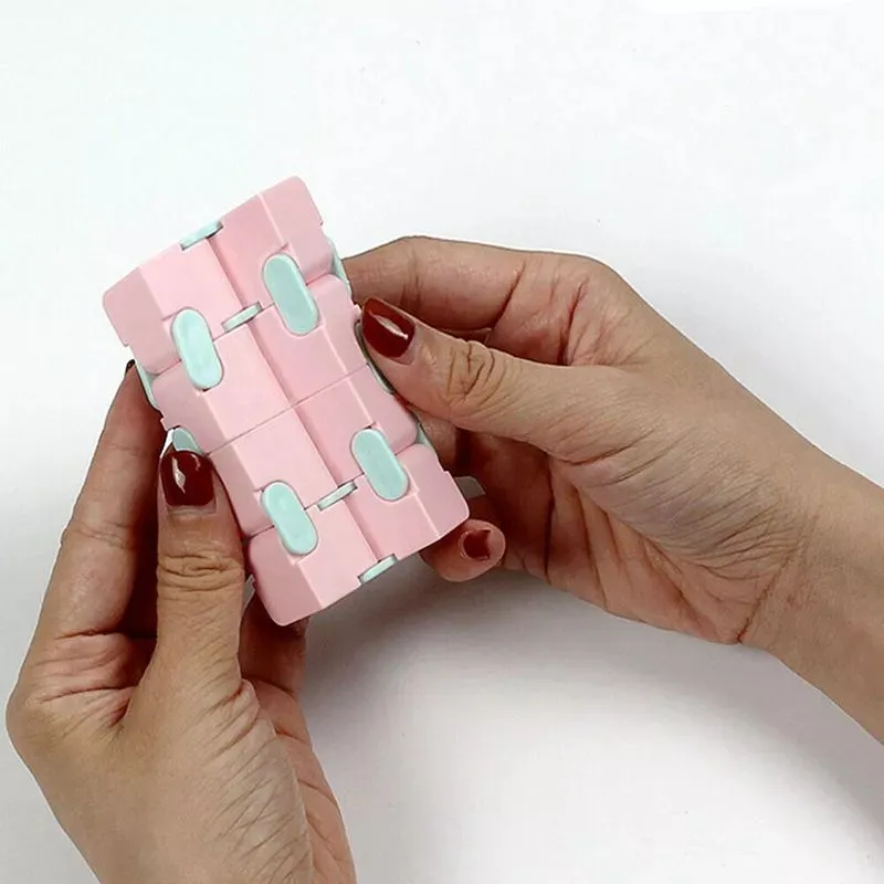 Set 4 Cubi Anti-Stress – Cubo Infinito + Cubo Fidget + 2 Controller – Giocattoli Sensoriali Per Ansia E Concentrazione
