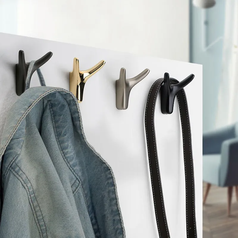 Creative Bull Head Shaped Alloy Coat Wall Hook Wall-mounted Keychain Towel Clothes Storage Hanger Home Hotel Decoration LX4500