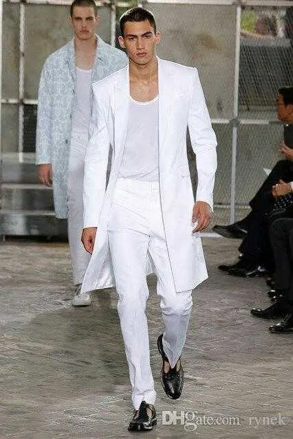 Летняя длинная куртка белые брюки жених смокинги свадебные костюмы для мужчин пикированные отвороты мужчина пиджаки 2 шт. Пальто брюки Prom Party X0909