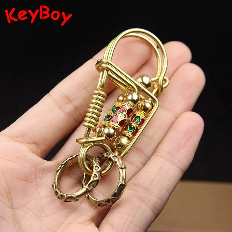 Keychains Fashion Key Holder Personalized Waist Hange Keychain Handmade Brass Buckle Creative Gift Unisex Car Case Wallet Carabine