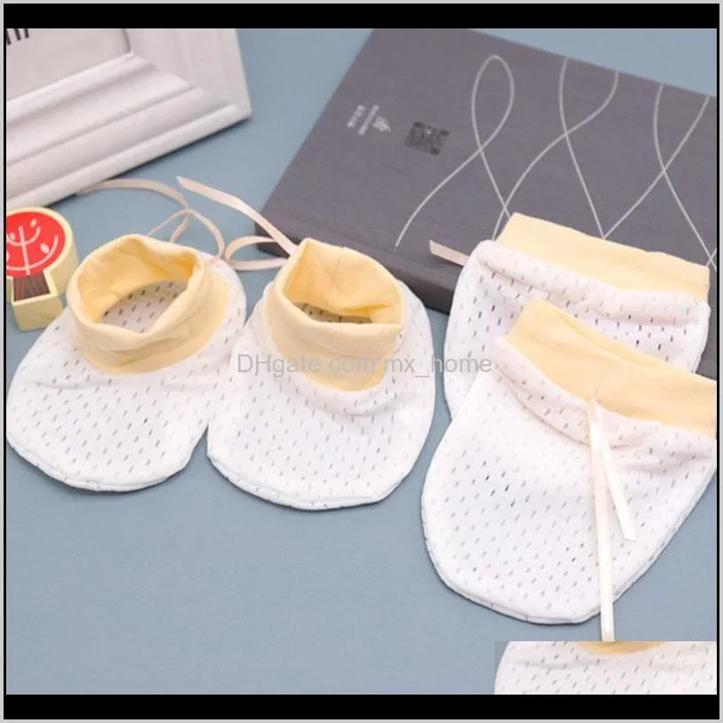 new fashion baby summer breathable net anti scratching gloves newborn protection face scratch mittens foot covers