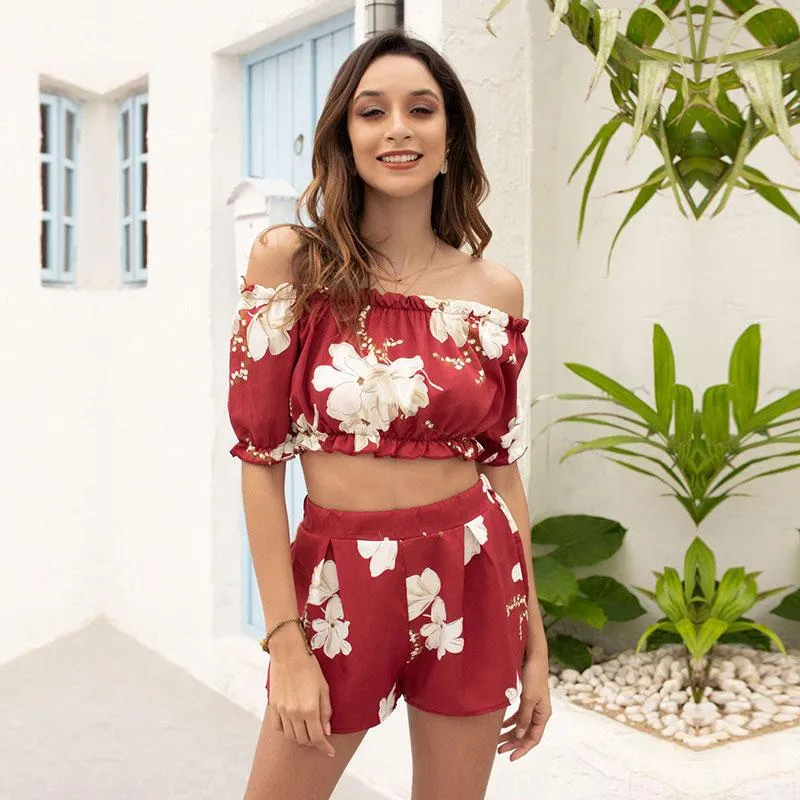 Kvinnors träningsdräkter Summer Slash Neck Floral 2 Pieces Set Women 2021 Casual Off The Shoulder Crop Top Pants Suits Ladies Sexy Shorts Co-Ords