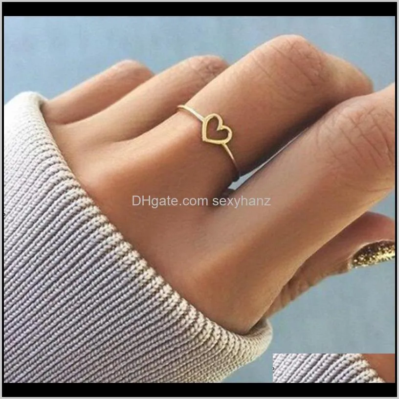 Wholesale Simple Alloy Heart Shape Ol Style Golden Sier Fingers Women Fashion Jewelry Band Rings Gifts Fnkfh Ad64E