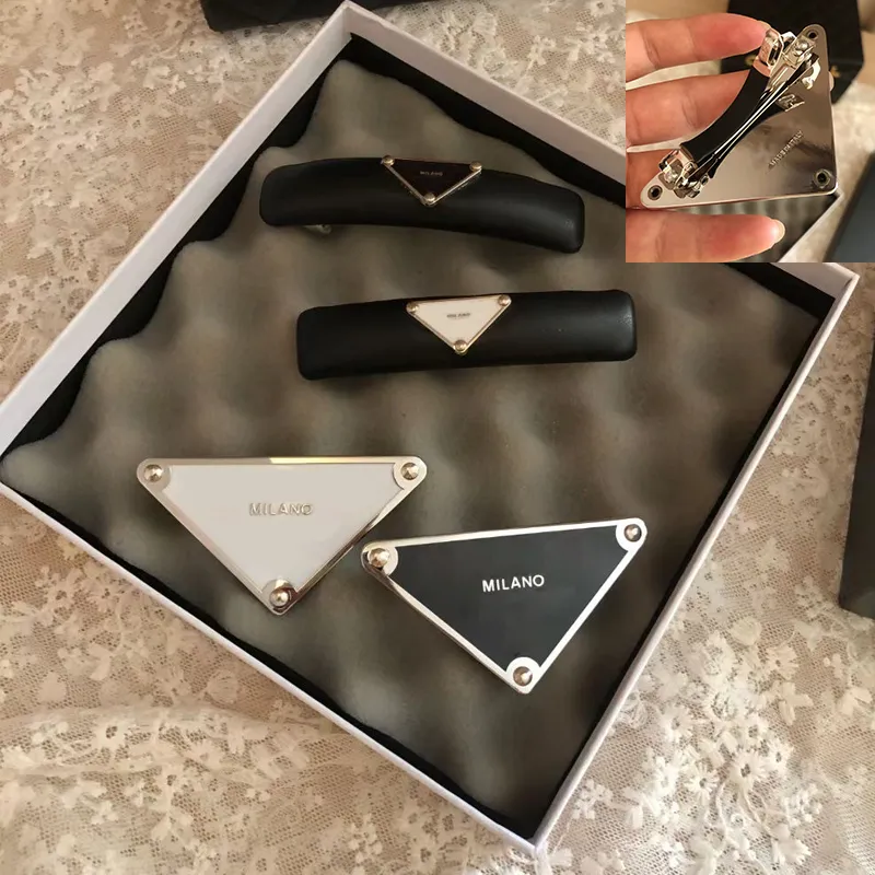 Women Triangle Letter Hair Clip Black White Fashion Letters Barrettes with Stamp Top Quality Gift for Love Girlfriend