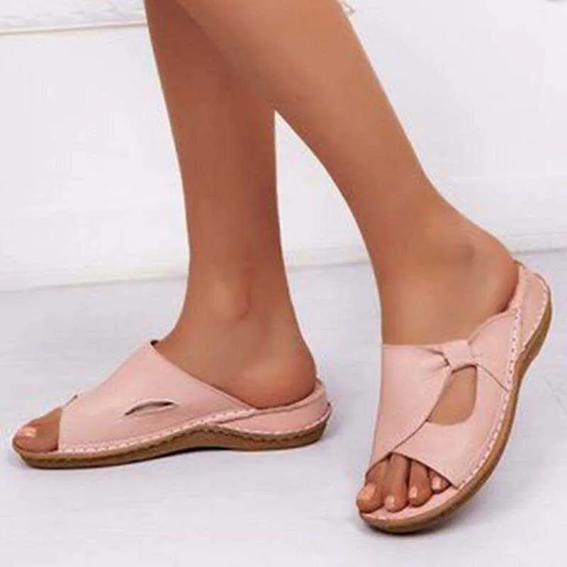 2021 Sommar Ny Kvinna Plattform Sandaler Mjukt Bekvämt Läder Casual Fashion Open Toe Wedges Kvinnors Skor Flip Flops Y0721