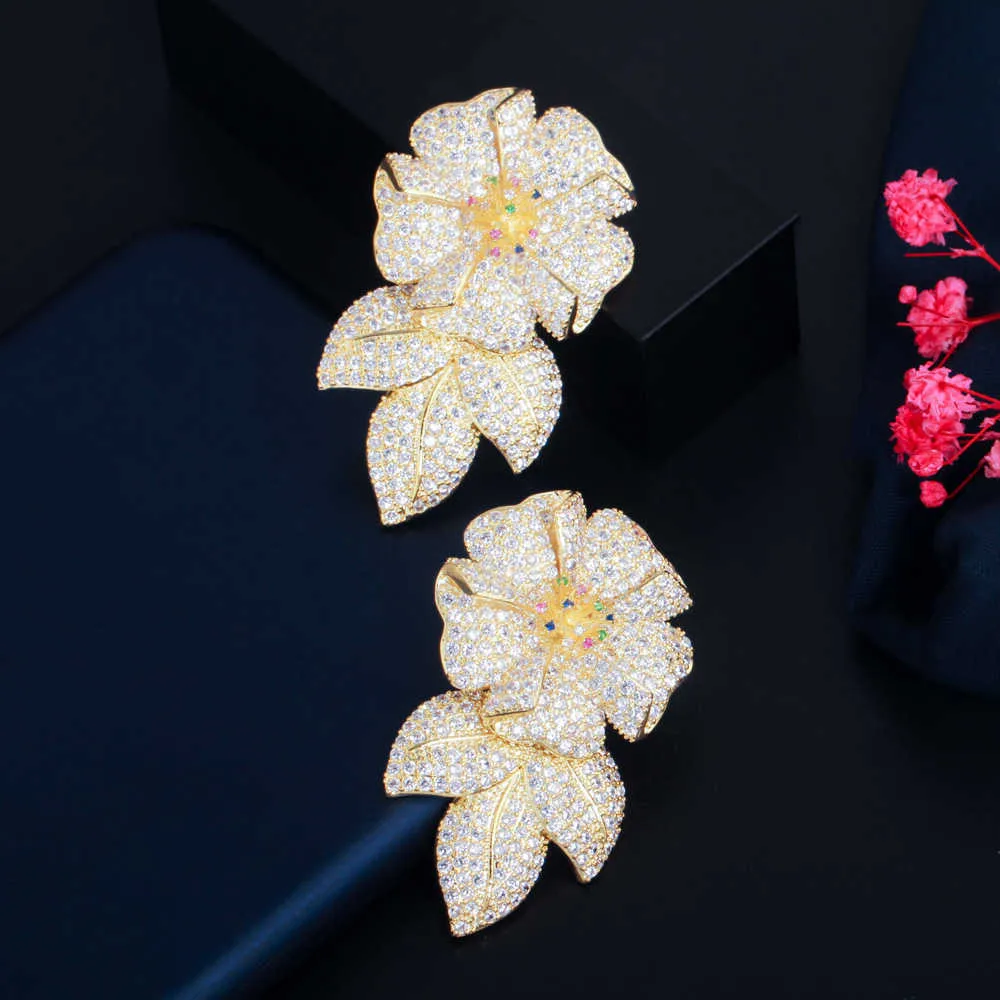 Luxury Shiny CZ Corsage Flower Drop Earrings In Gold Color For Women  Perfect For Bridal And Wedding Costumes CZ907 210714 From Shanye08, $12.41
