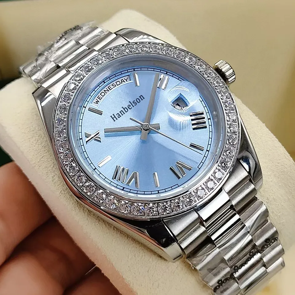 Orologi da uomo all'ingrosso Lunetta con diamanti Orologi da polso Daydate Ghiaccio romano Quadrante blu Meccanica automatica 41MM Orologi da polso in vetro zaffiro