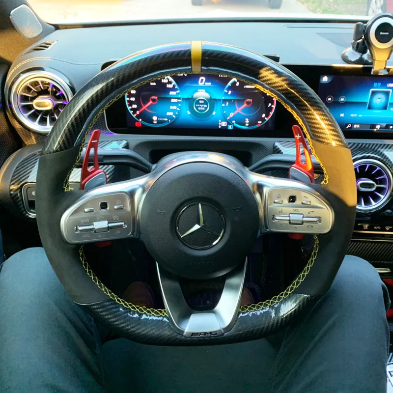 Moda 5D Fibra di carbonio Pelle scamosciata Indicatore giallo Volante Cucito a mano Copertura avvolgente Misura per Mercedes-Benz Classe A W177 2018-225R