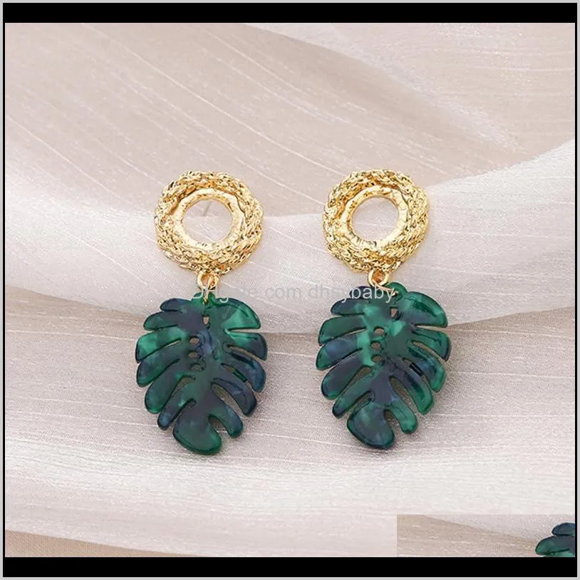 simple green color tropical monstera leaf shape earrings for women boho resin leaves plants drop earrings party jewelry