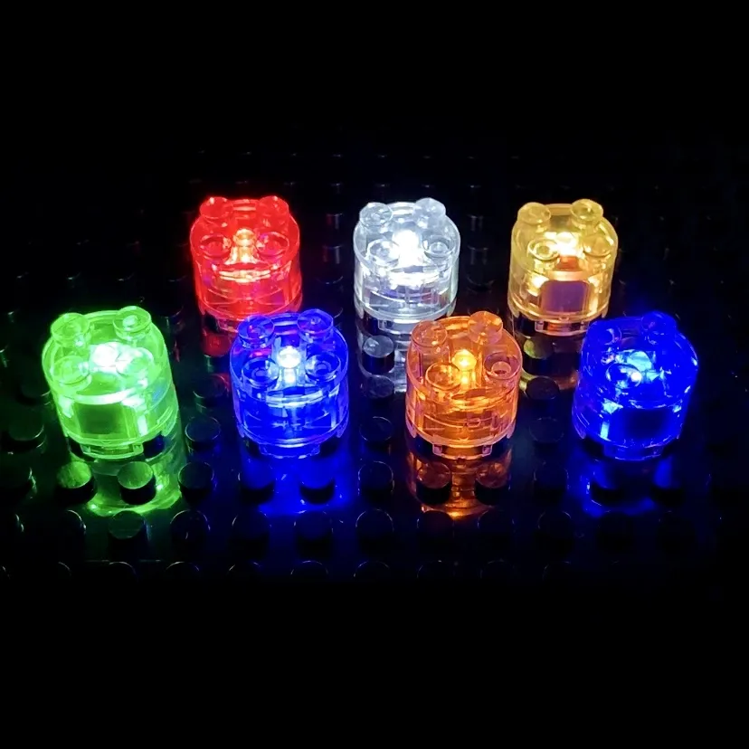 5 adet Parti Tedarikçisi Işık Tuğla Lüminesans Lambası Aksesuarları Yuvarlak LED Flaş Aydınlık Yapı Taşı DIY Oyuncaklar Moc Renkli Renk LED Işıkları
