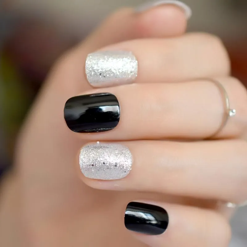 Elegant Black Silver Glitter Fake Nails Artificial Pre Design Press On 24  Pcs