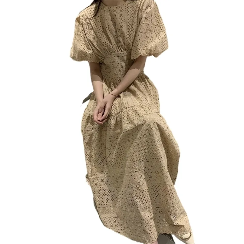 Moda kadın Elbise Dantel Hollow Uzun Etek Ağır Nakış Küçük Çiçek Puf Kollu Zarif 210520
