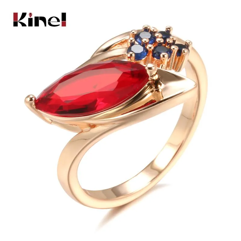 Clusterringen Kinel Luxe 585 Rose Gold Red Ruby Stone Ring For Women Mozaic Blue Natural Zirkon Vintage Ethnic Bride Wedding Sieraden
