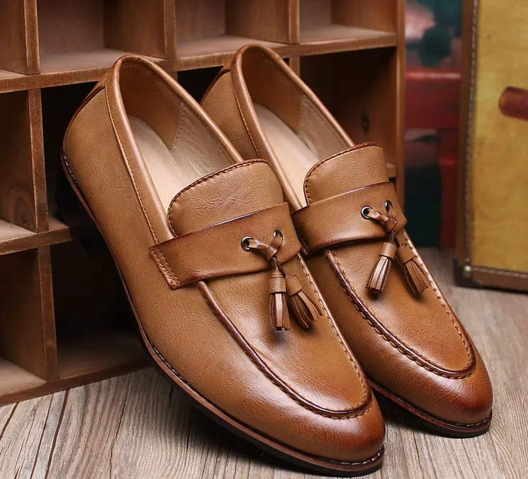 Lace-Up Men Casual Derby Shoes luxurys Classic Dress Leather Wedding Shoe Formal Flats Business designer Sneakers