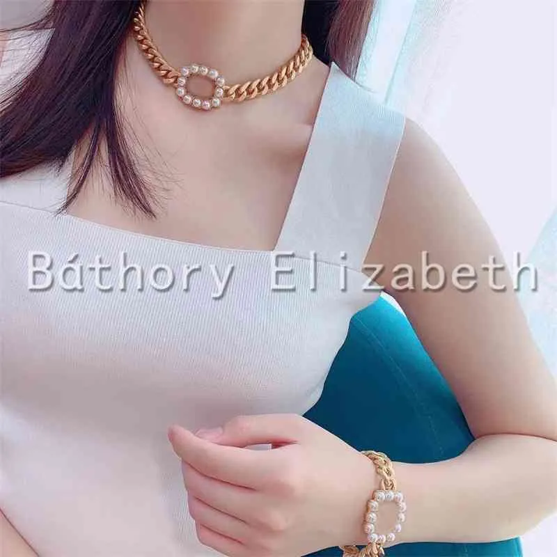 Báthory · elizabeth vrouwen 2020 mode gouden ketting witte glazen parel grens exquise elegante ketting