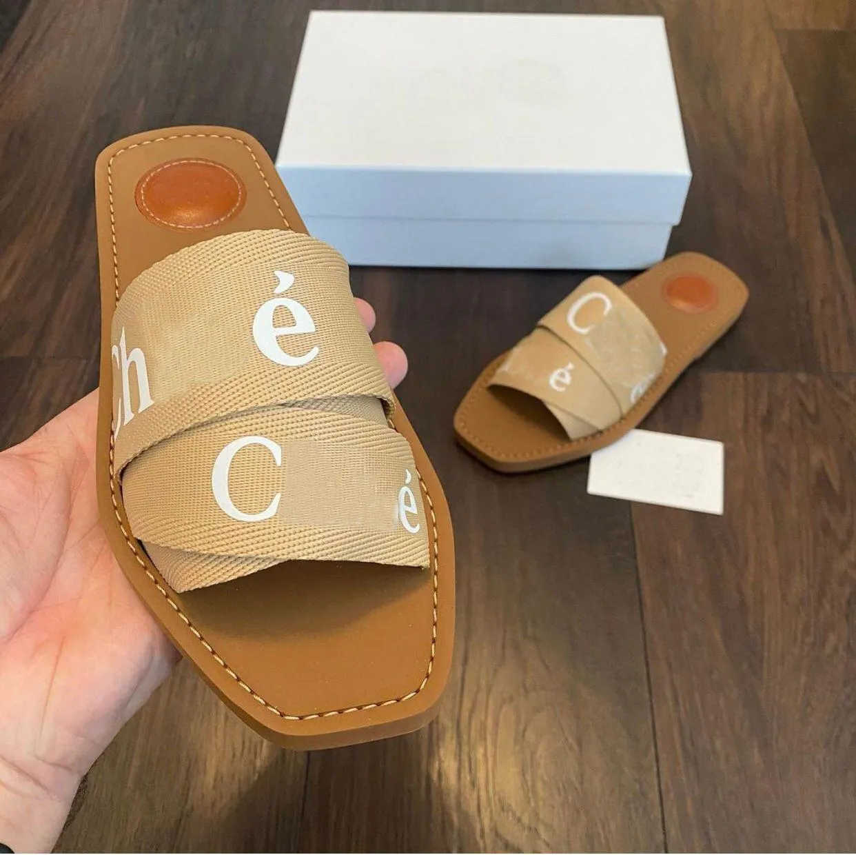 Famous Summer Branded Women Woody Mules Sandals Deisgner Lady Canvas Letter Cross Weave Slipper Fabric Outdoor Leather Sole Slides EU35-41