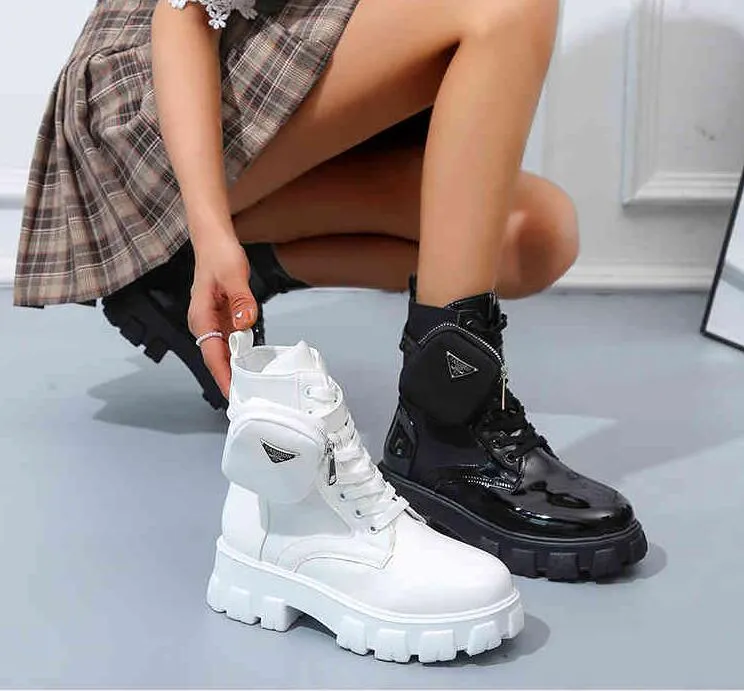 2021 Fashion Chunky Boots White Lace Up Ankle For Women Autumn Round Toe Combat Black Platform Ladies Shoes