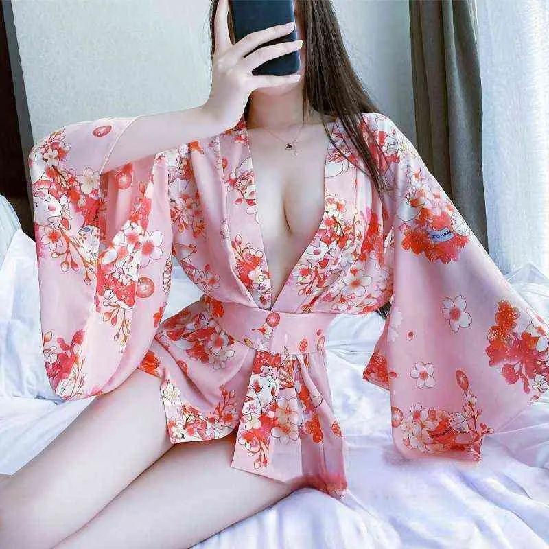 Nxy Sexy Set Pantaloncini da donna Set Japan Nightwear Oversize Bride Femme Homewear Pigiama Set Summer Side Satine Cool Soft Daily Mujer Kimono 1210