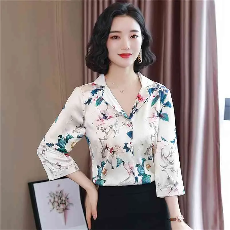 Korean Fashion Silk Women Shirts Woman Tops Satin Blouse Plus Size Elegant Office Lady V Neck 210531