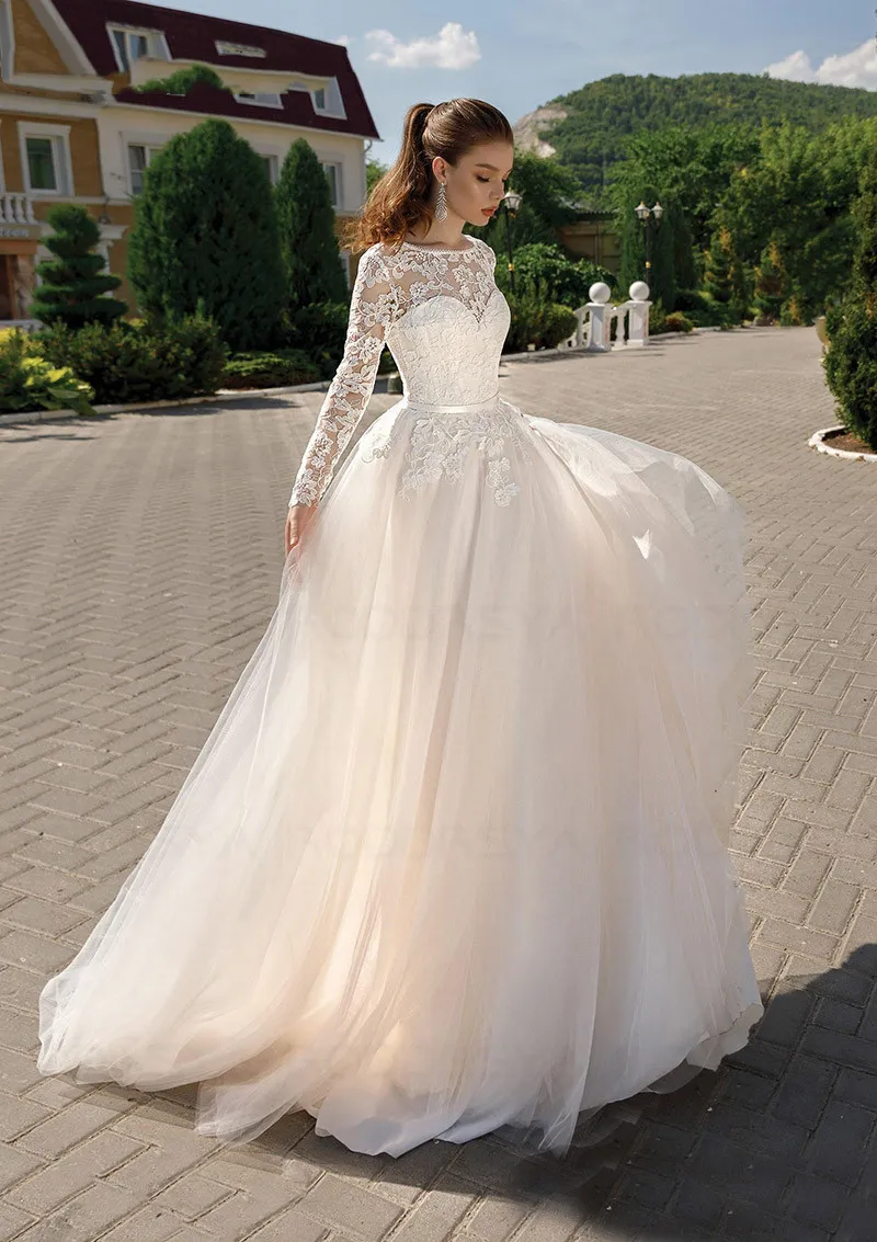 2022 Ivory Lace Applique line a wedding dress with Long Sleeves and V-Back for Modern Garden Brides - Perfect for Boho Beach Bridal Gowns