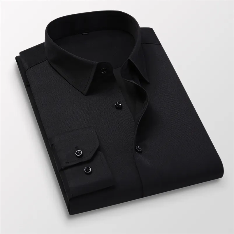 52 Plus Size Mens Business Casual Long Sleeved Shirt Solid Color White Black Cotton Social Dress Shirts H849 210714