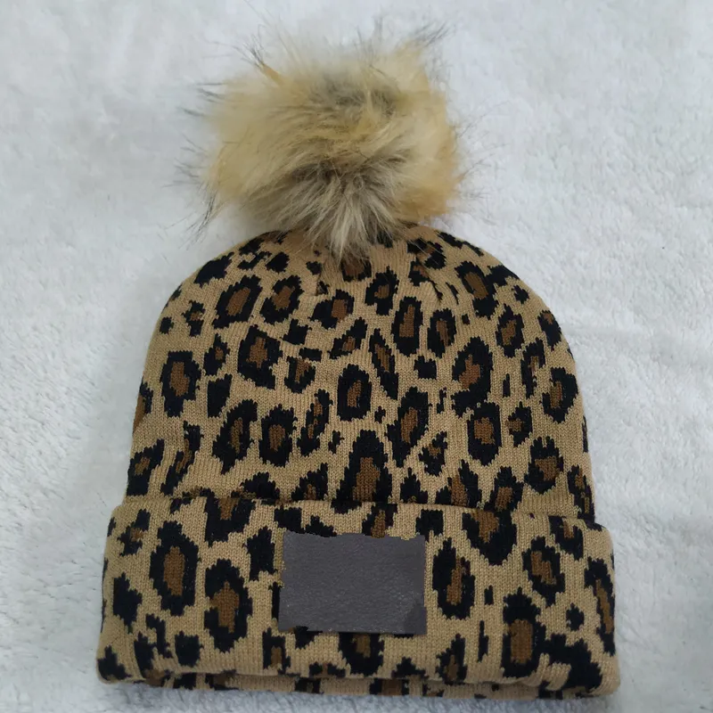 Bonnet tricoté de luxe pour femmes, bonnet de styliste, casquette de marque chaude d'hiver, lettres unisexes, chapeaux de Ski à la mode en plein air