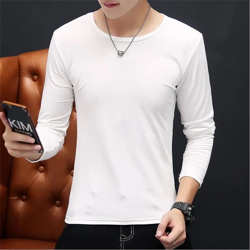 Frühlings- und Sommer-T-Shirt Herren Langarm Slim Round T-Shirt Herren Koreanisches Studenten-Basishemd Loses T-Shirt 210726