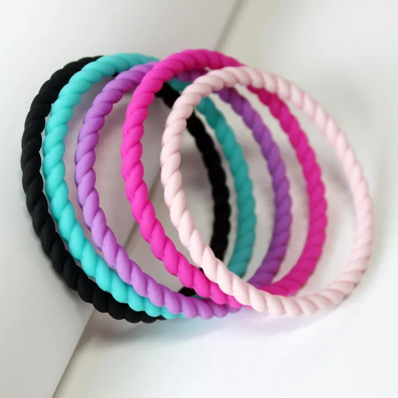 Braccialetti con ciondoli 5 colori Nero Rosa Viola Blu Treccia Twist Cinturino in silicone Braccialetti unisex Cinturini Bracciale uomo donna in gomma 19cm