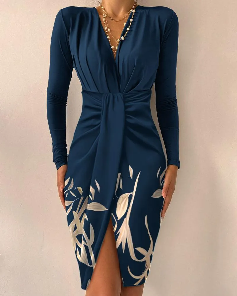 sachin and babi light blue dress How to Dress Sporty Chic over 55 Without Looking Frumpy or Dowdy main image 0