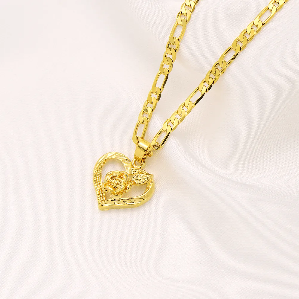 Ciondolo a cuore di fiore Collana a catena a maglia Figaro italiana in oro giallo massiccio 18 carati GF 24 "3 mm da donna