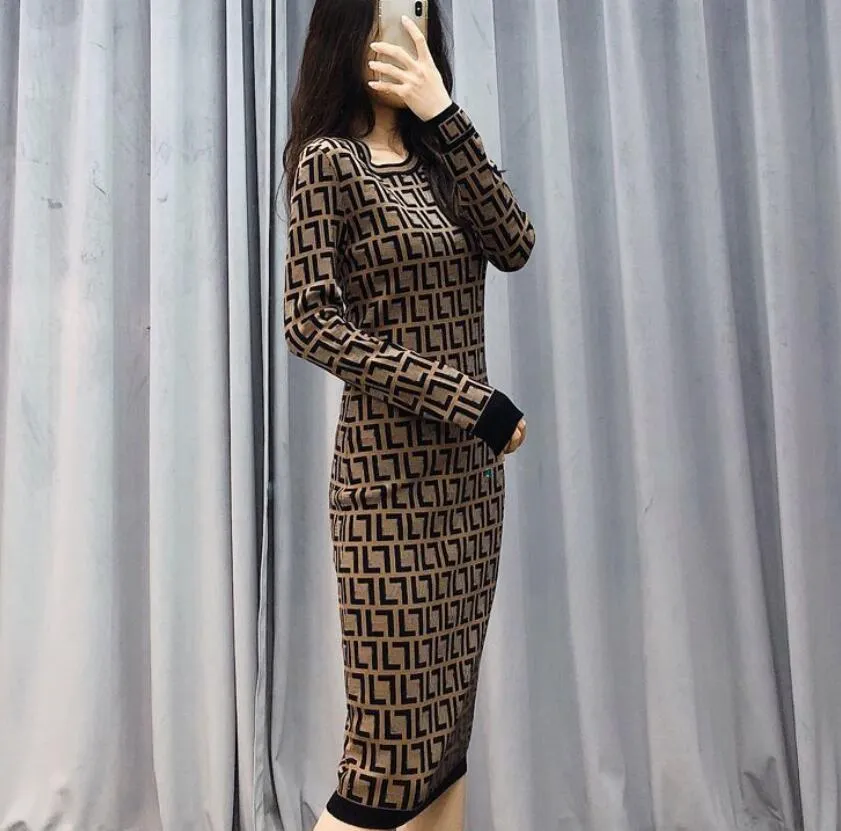 designer Casual Dresses Classic Vintage Knit Dress Fashion Letter Women Pattern Knitted Long Sleeve High Quality Womens Clothing Crew Neck Autumn