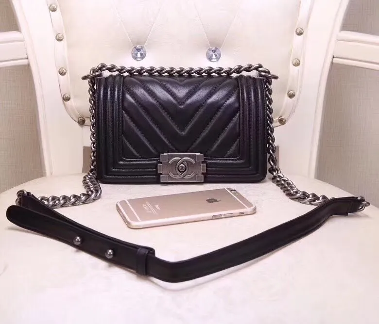 Dhgate Chanel Bag  Chanel bag, Bags, Shoulder bag