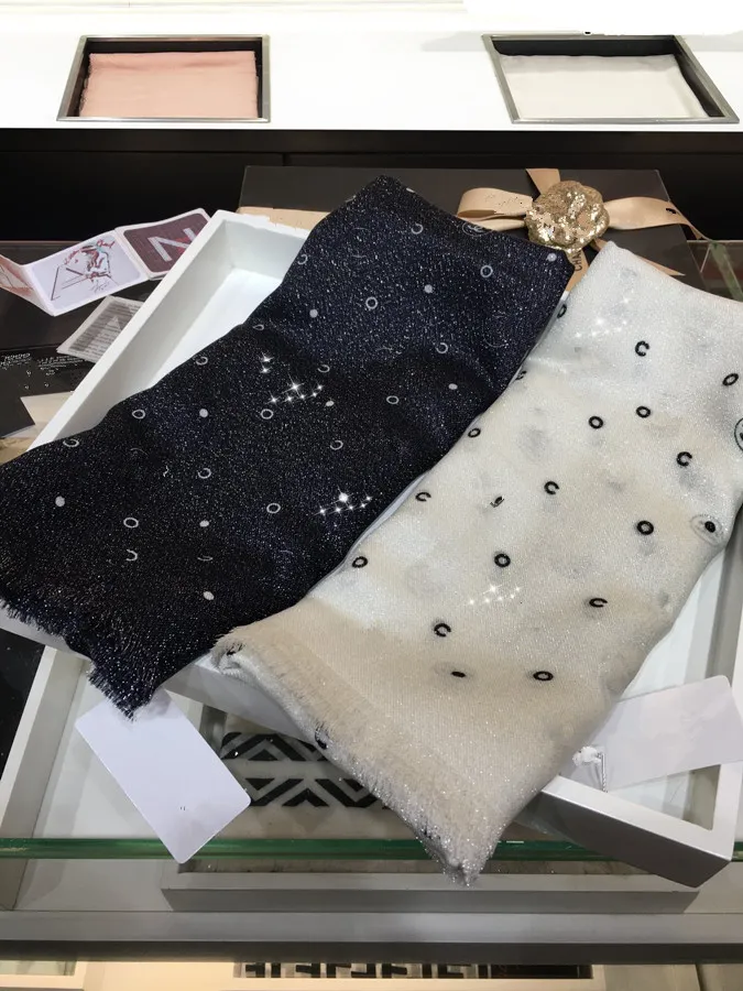 オンラインストア最安値 21レジャーファッションシルバーネジカシミヤ生地スカーフハイエンド品質スカーフクラシックパターンの気質レディshawlサイズ110 0cm 冬季五輪 Autorepairapp Com