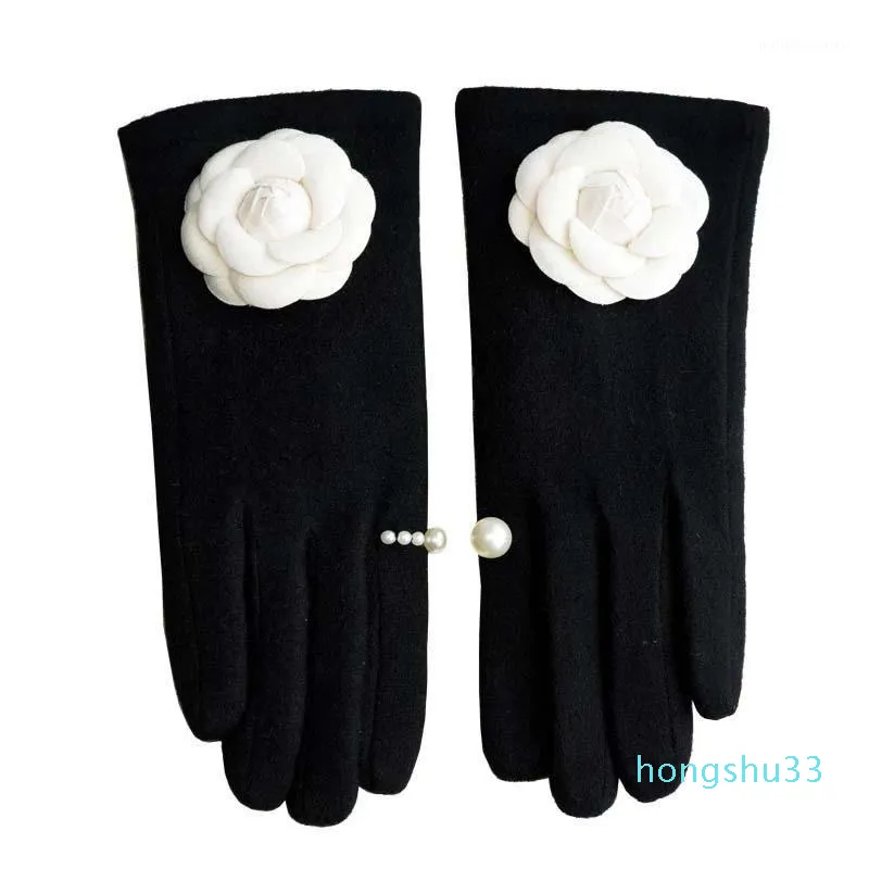 Vijf vingers handschoenen mode winter witte camellia vrouwen parel kasjmier touchscreen Houd warme volledige vinger Korea Outdoor1