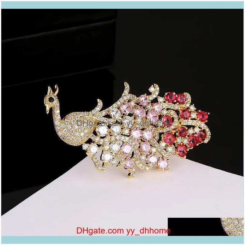 European new luxury retro large peacock animal brooch color zircon retro court national wind crystal brooch delicate ladies pin