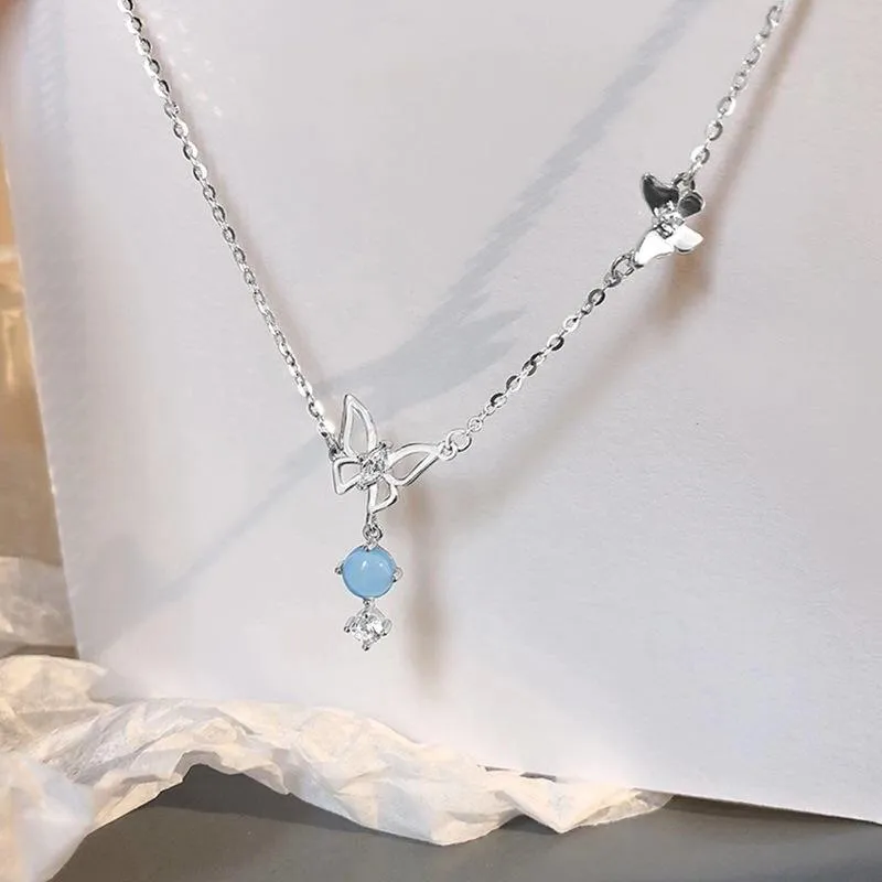 Hanger Kettingen Koreaanse Charm Vrouwen OL Stijl Verzilverd Blauw Kristal Vlinder Ketting Voor Eenvoudige Zirkoon Bruiloft Sieraden