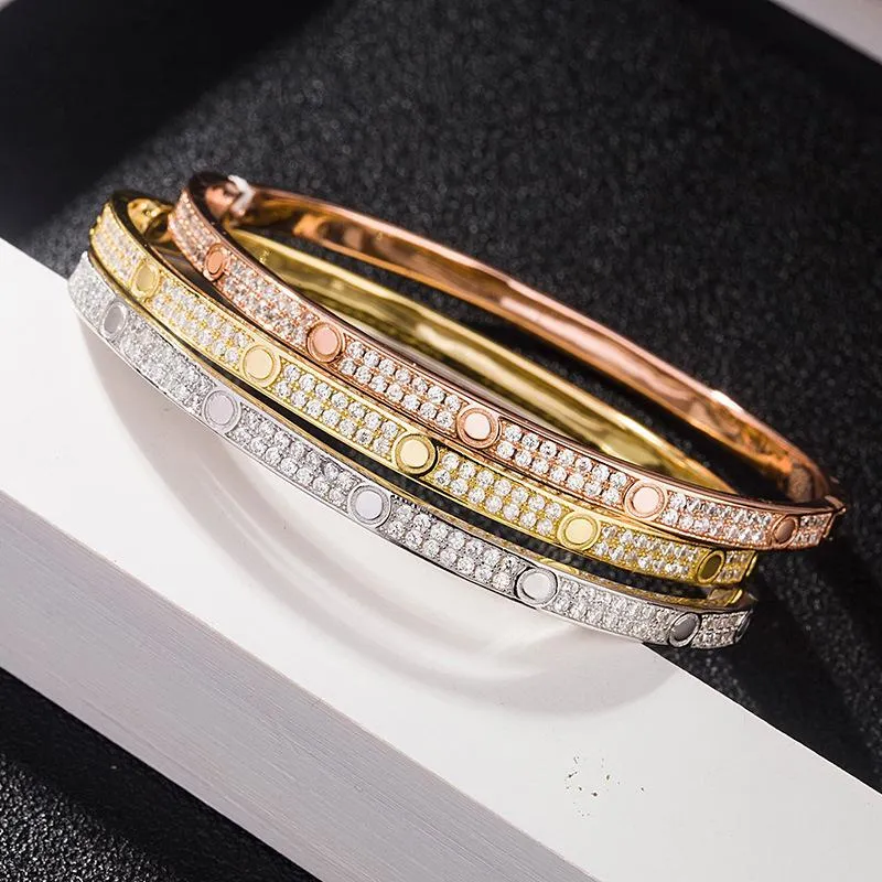 Mode Smycken Design Bangle Full Diamond Rostfritt Stål Manschett Armband för Kvinnor Män 2 Row Stone Bangles 3 Färg Välj