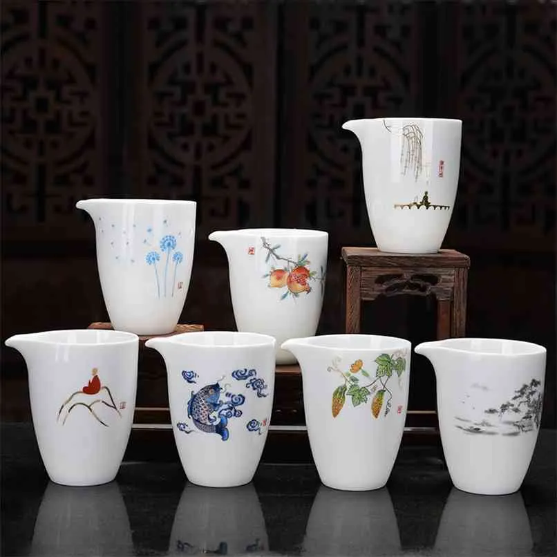 Högkvalitativ Vit Porslin Fair Cup Tekanna Handmålade Teaker Kung Fu Cup Gongdao Mugg Ware 280ml 210621