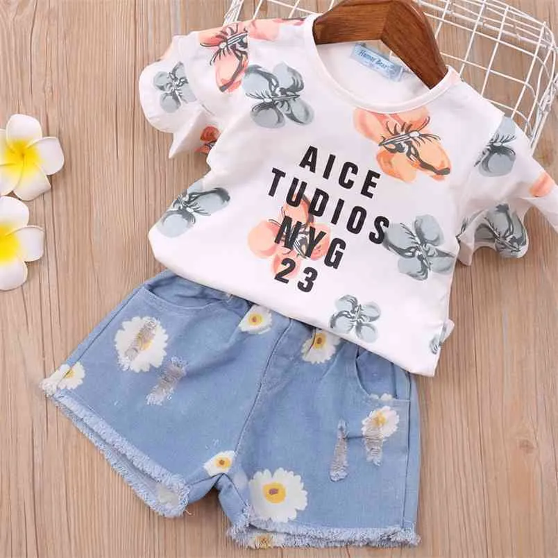 2T Mädchen Kleidung Sets Sommer Kleinkind Korea Stil Blumenkragen Gestreiftes T-Shirt + Jeansshorts 2 Stücke Kinder 210528