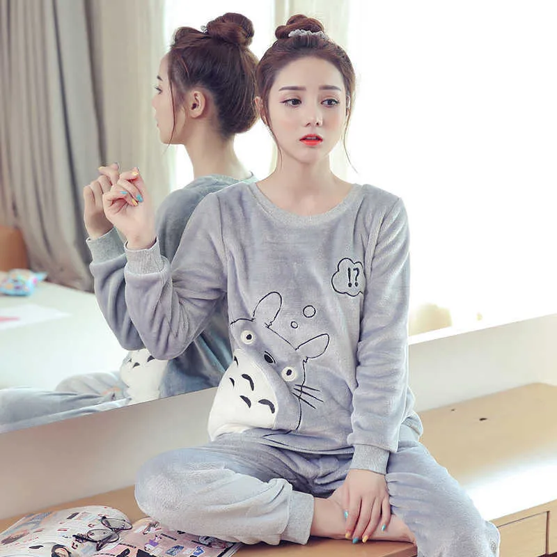 Winter Flannel Womens Long Sleeve Pajama Set With Cartoon Velvet