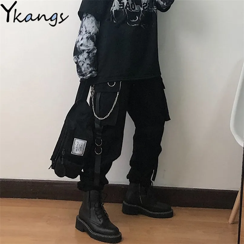 Gothique Harajuku Streetwear Femmes Casual Harem Pantalon Avec Chaîne Solide Noir Cargo Cool Mode Hip Hop Long Pantalon Capris 210915