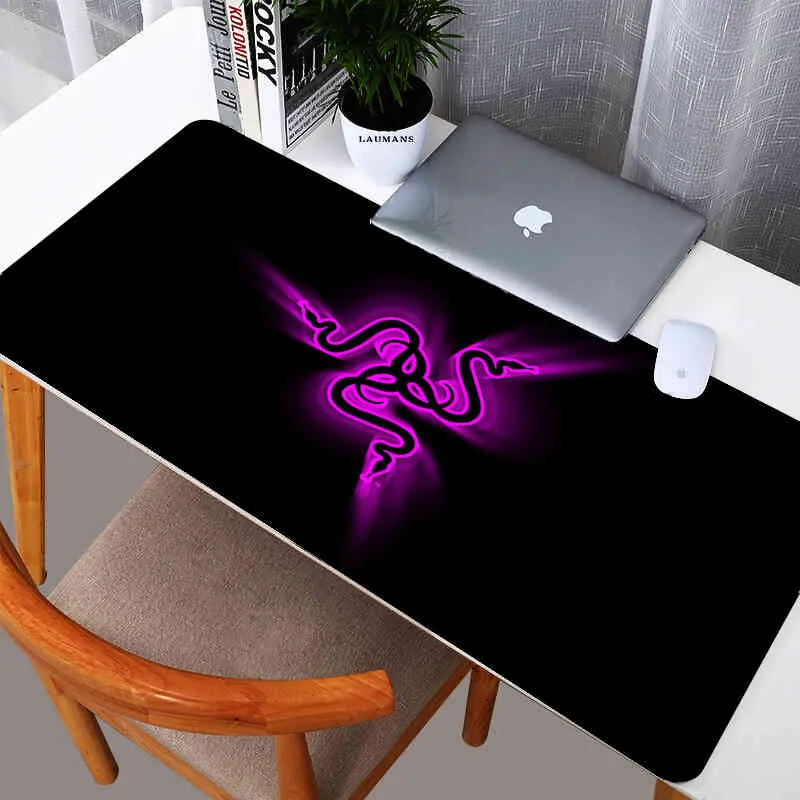 Razer Gaming Pad XxL Keyboard And Mouse Pad Desk Mat, Mousepad, And Tablet  Mat For Computer And Laptop 900x400 Size From Tonytoppy, $11.89