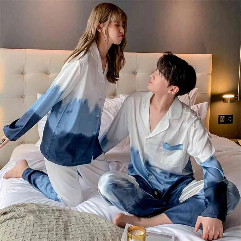 Ensemble de pyjamas pour femmes de printemps Style de luxe dégradé bleu vêtements de nuit pour amoureux en soie comme Couple maison vêtements vêtements de nuit pour hommes 210330