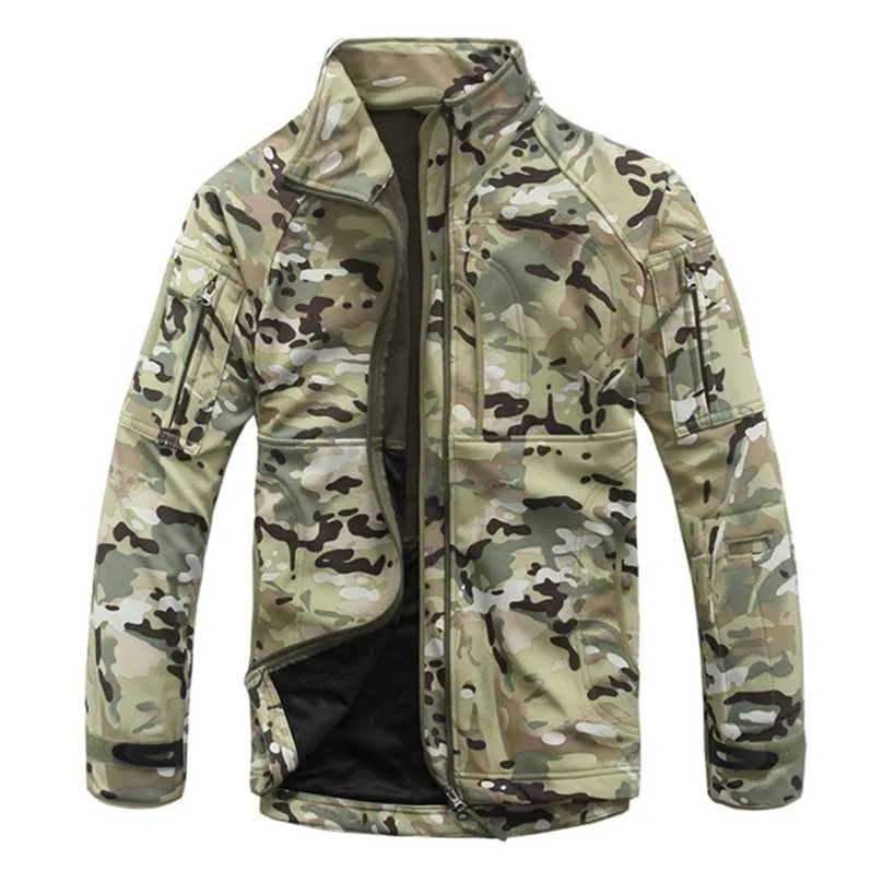 Camouflage Military Tactical Jacket Män Outdoor Softshell Sharkskin Vattentät Fleece Coat Windbreaker Jackor Army Hunt Kläder 211217