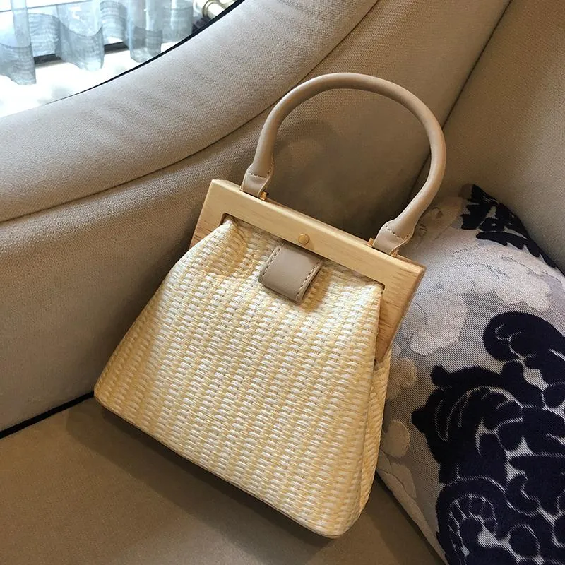 Cross Body Fashion Straw Bags Design Wooden Handle Women Handbags Wicker Woven Shoulder Crossbody Bag Summer Beach Rattan Small Purses