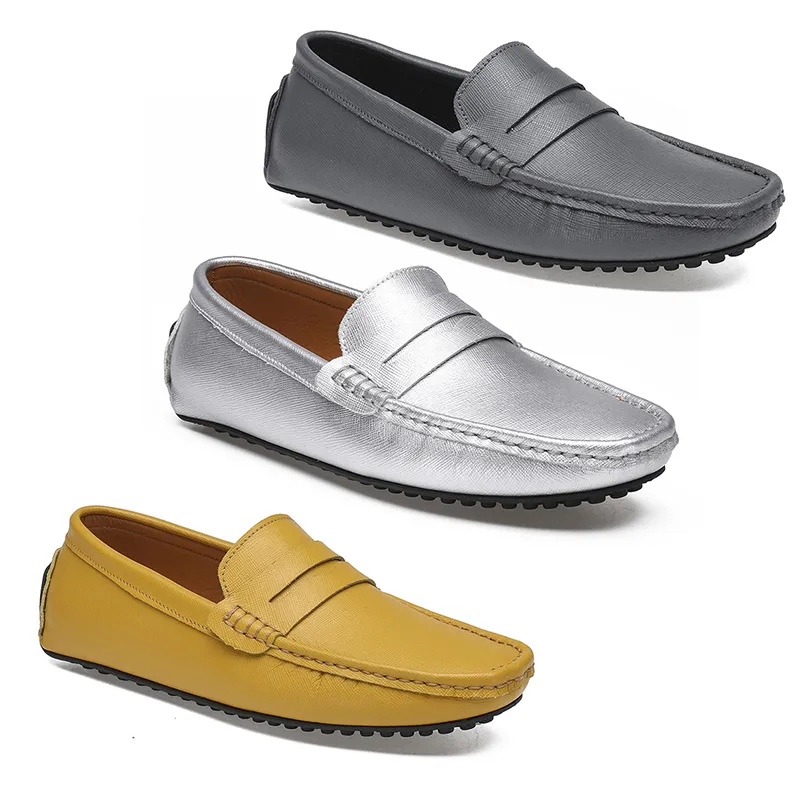 2021 Cuir Doudou Chaussures de conduite occasionnels pour hommes Soft Sole Sold Noir Blanc Blanc Blanc Bleu Argent Jaune Gris Chaussures All-match Cross-Frontière 38-46 Onze