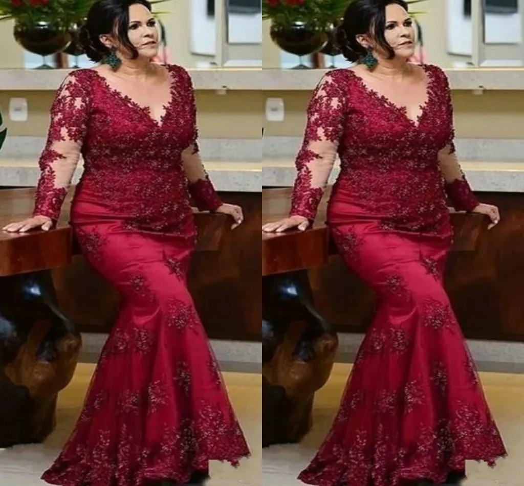 2022 Vintage Burgundy Długie Rękawy Sepcial Okazja Suknie Plus Size Suknie wieczorowe Scoop Lace Zroszony Cekiny Matka panny młodej Formalna sukienka